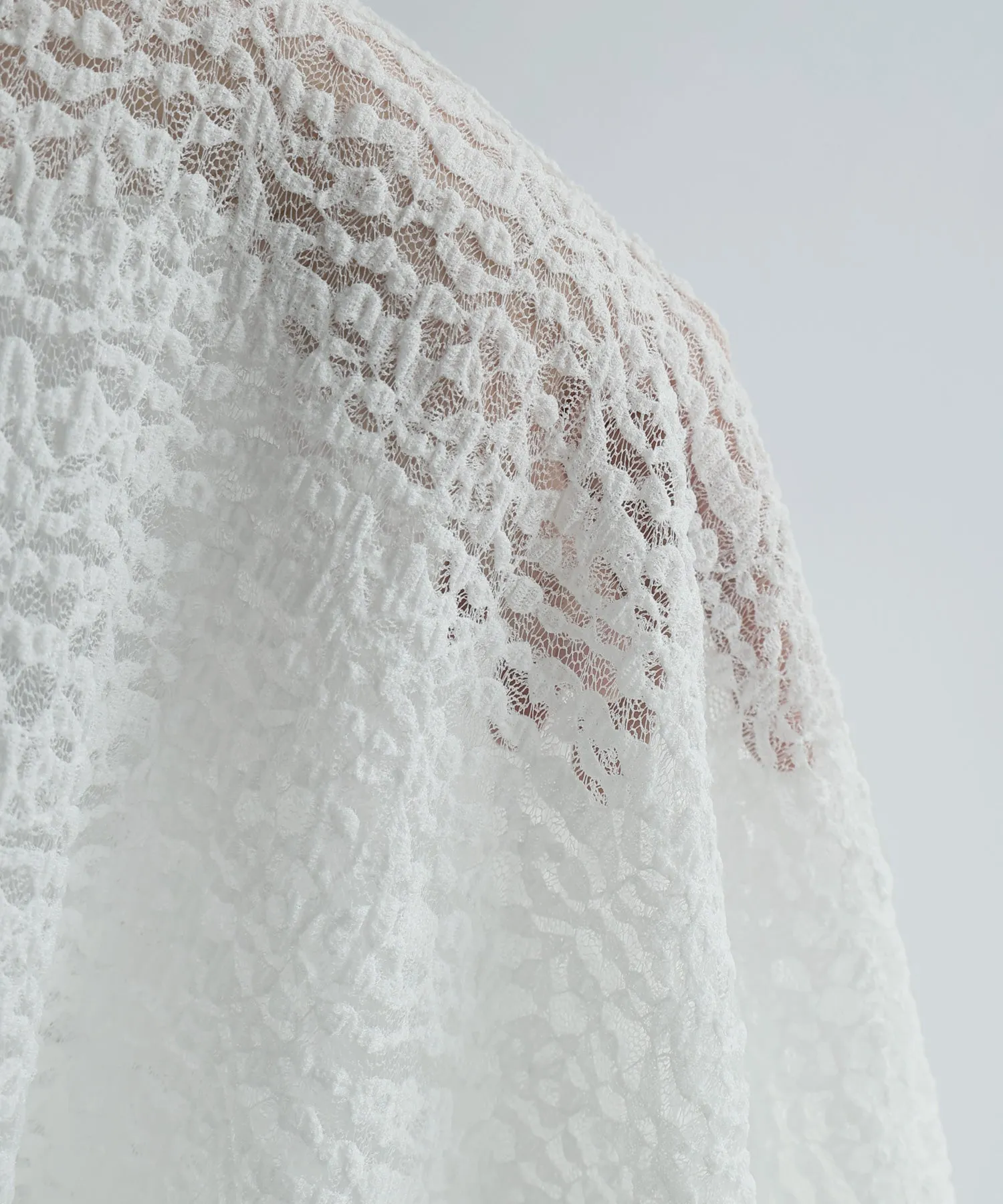 Lace compact cardigan
