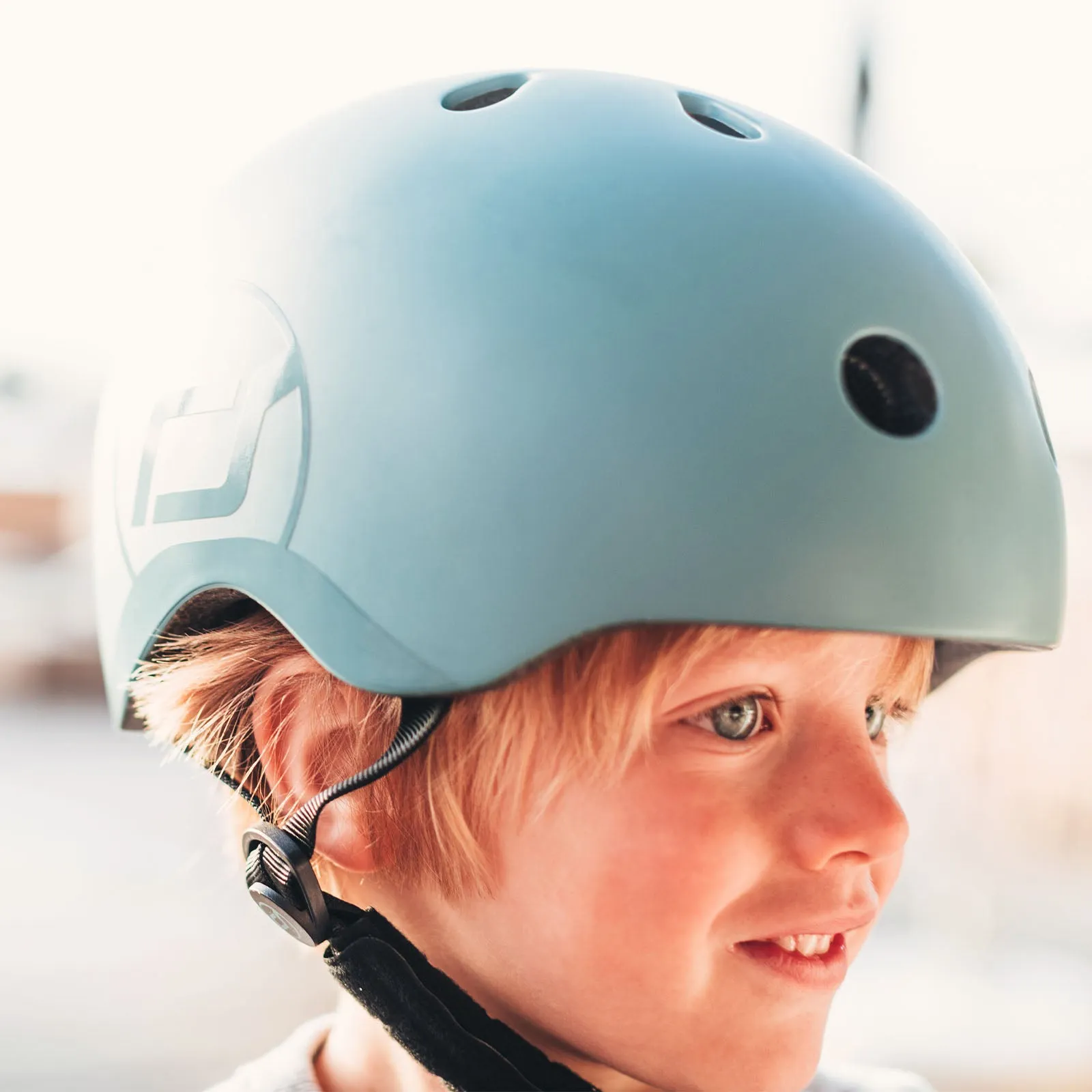 Scoot & Ride Helmet